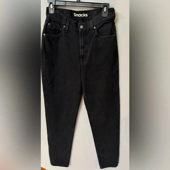 mother snacks high waisted twizzy skimp jeans in smacking good wash - Picture 6 of 12